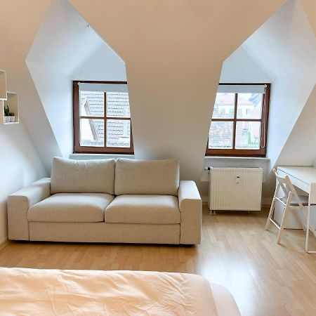 Nami - Robin - Helle Apartments Mitten In Der Stadt Memmingen Eksteriør bilde