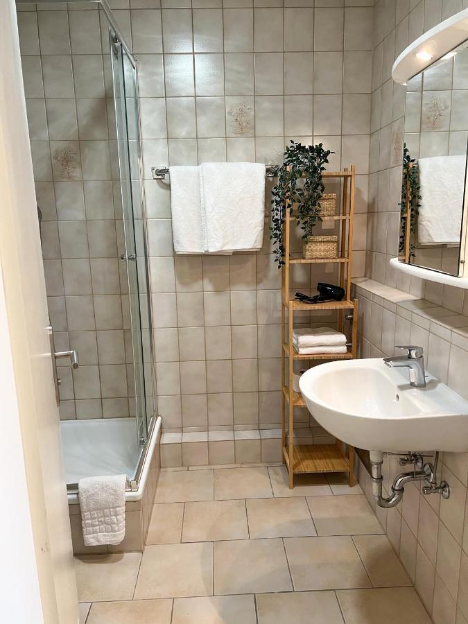 Nami - Robin - Helle Apartments Mitten In Der Stadt Memmingen Eksteriør bilde